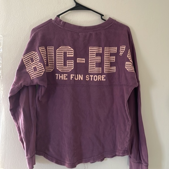 Small purple bucees pull over crew neck sweater - Picture 3 of 3
